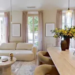 Modern Ac - 2bdr 4p - Apartament *